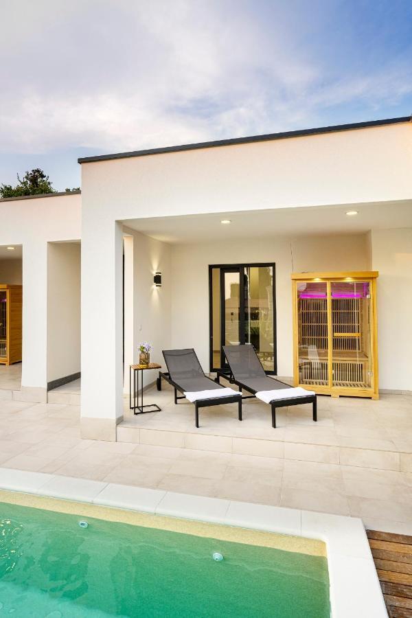Goldimare Garden Residence Umago Esterno foto